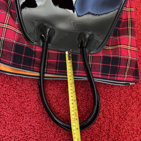 Vivienne Westwood NWT SHIRLEY LARGE YASMIN RED/blk AW2020 - Picture 17 of 17